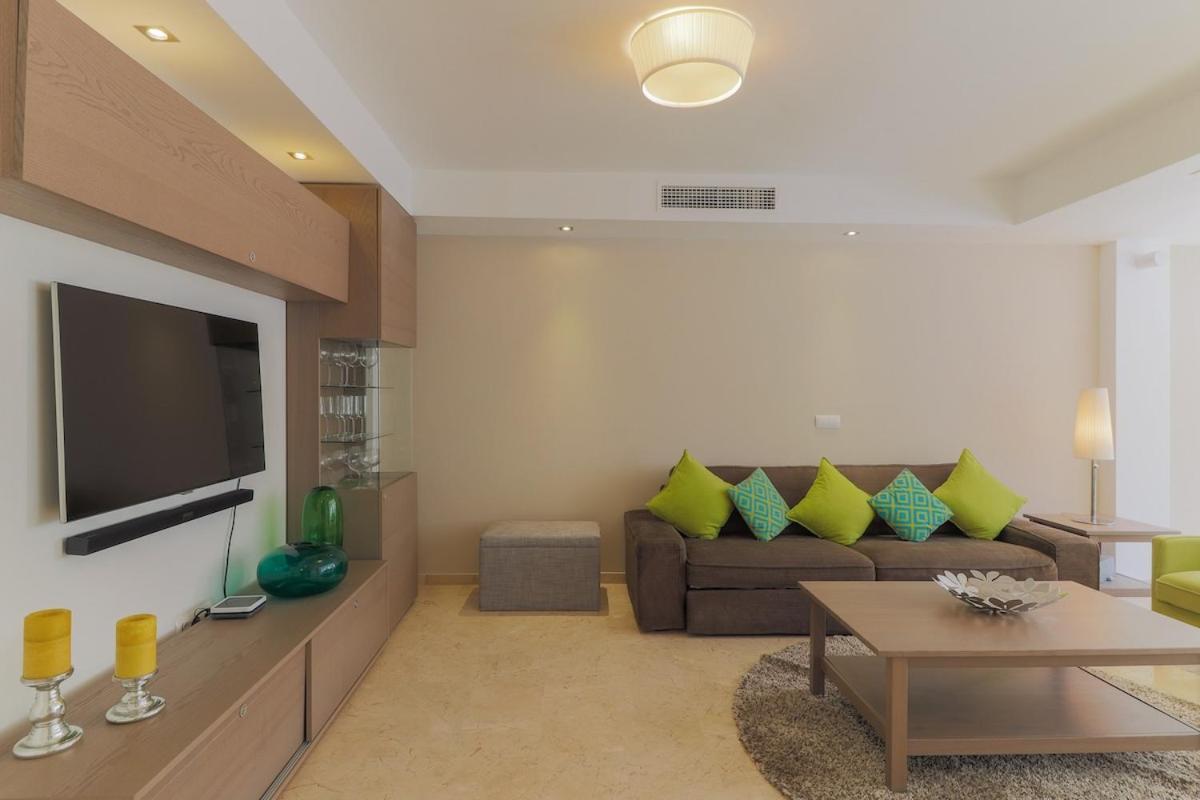 Villa C43 - Family House With Terrace And Shared Pool Benalmádena Exterior foto